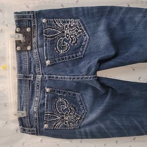 Miss Me Skinny Jeans size 30 reg style JP518153 Fleur-de-lis embroidered pockets
